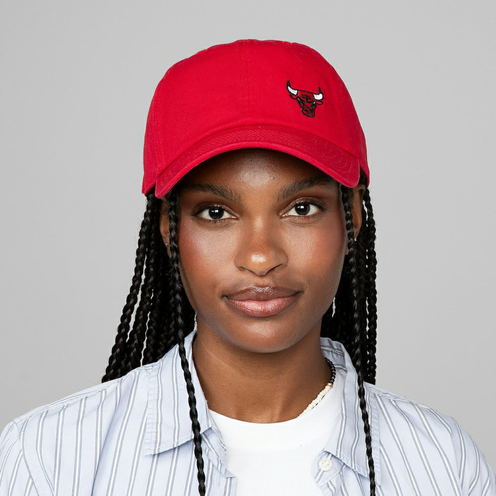 Chicago Bulls Women's Micro Lefty Adjustable Hat Red - Mitchell & Ness