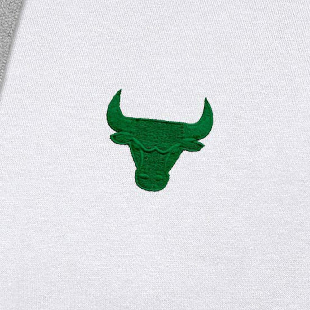 Chicago Bulls Antigua St. Patrick's Day Victory Raglan Pullover Hoodie White outlet