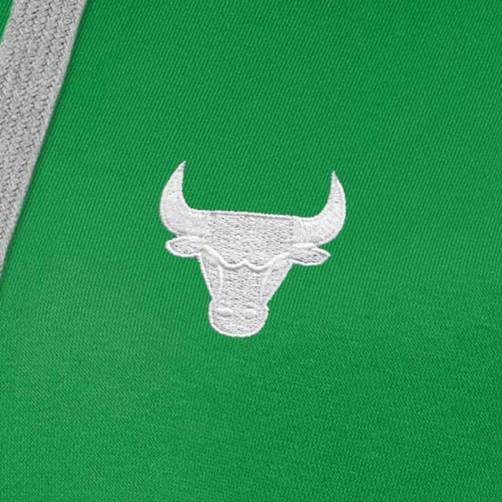 Chicago Bulls Antigua Women's St. Patrick's Day Victory Pullover Hoodie Kelly Green outlet