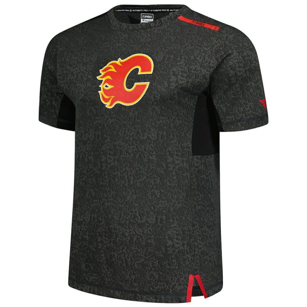 Calgary Flames Fanatics Authentic Pro Performance T-Shirt - Black | US 202687566
