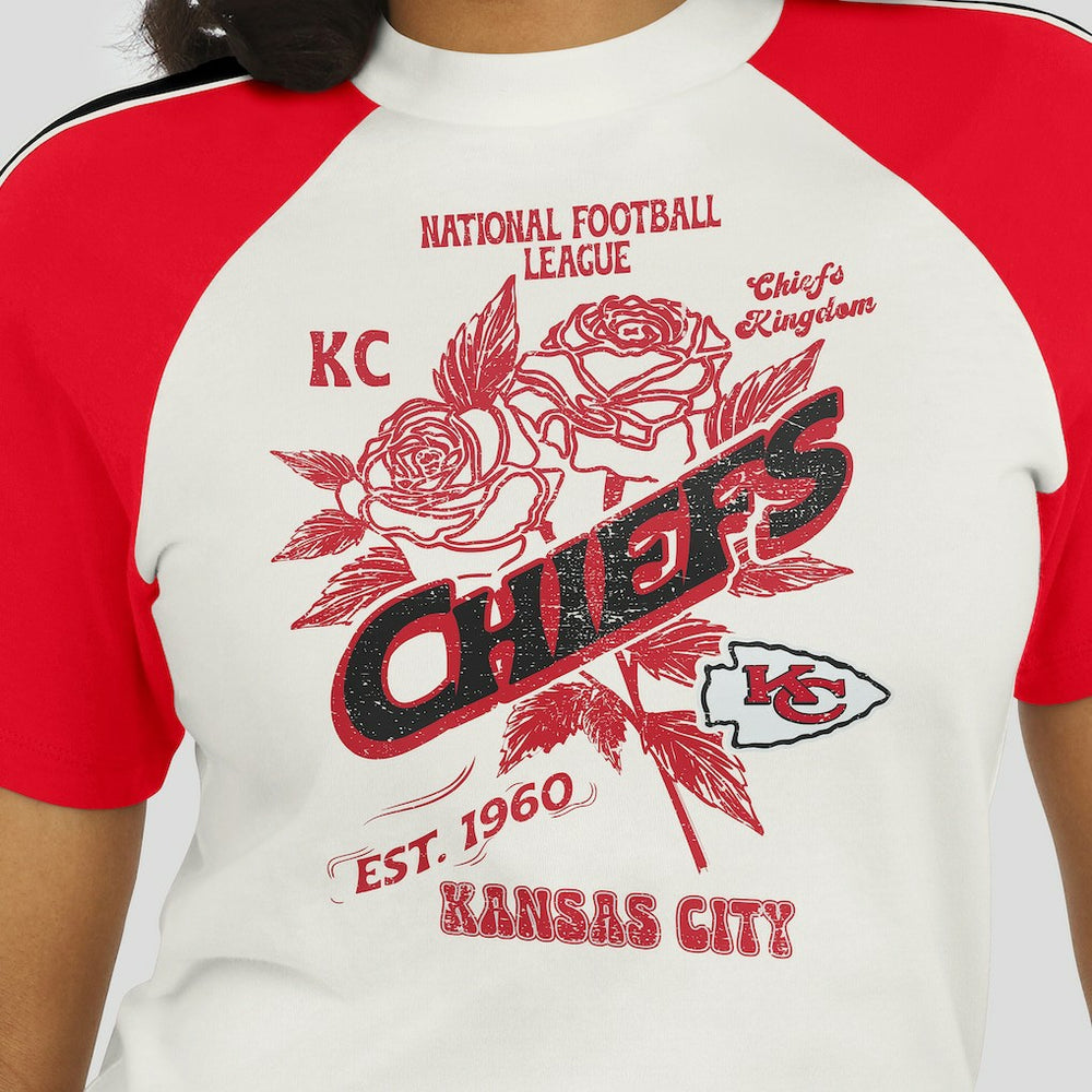Kansas City Chiefs WEAR by Erin Andrews Women's Sleeve Stripe Distressed Raglan T-Shirt - White T-shirts