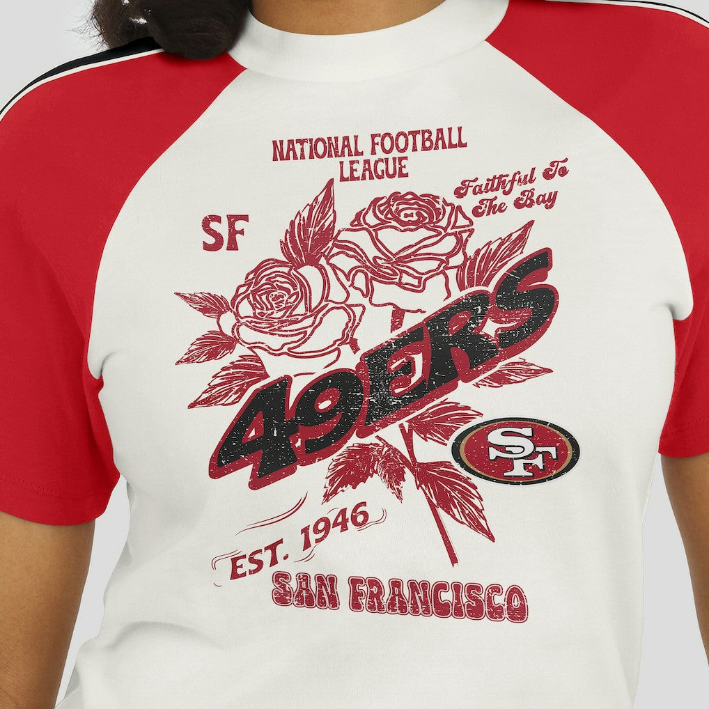 San Francisco 49ers WEAR by Erin Andrews Women's Sleeve Stripe Distressed Raglan T-Shirt - White T-shirts
