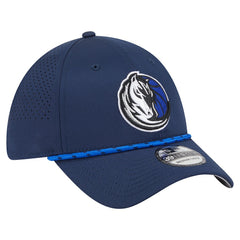 Dallas Mavericks Featherweight Poly Rope Flex 39Thirty Hat Blue - New Era