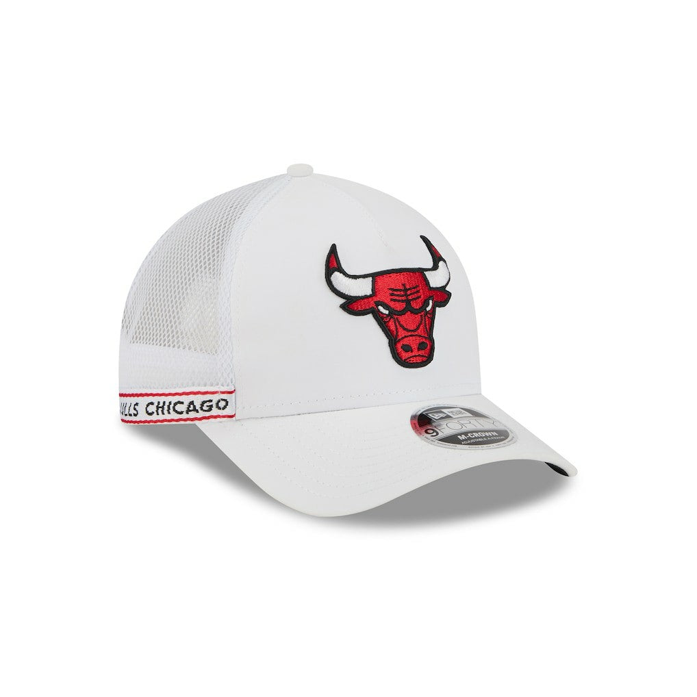 Chicago Bulls Featherweight Team Tape 9FORTY M-Crown A-Frame Adjustable Hat White - New Era