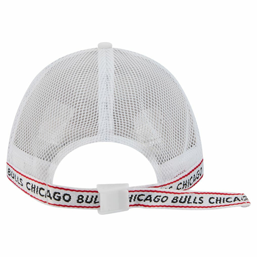 Chicago Bulls Featherweight Team Tape 9FORTY M-Crown A-Frame Adjustable Hat White - New Era