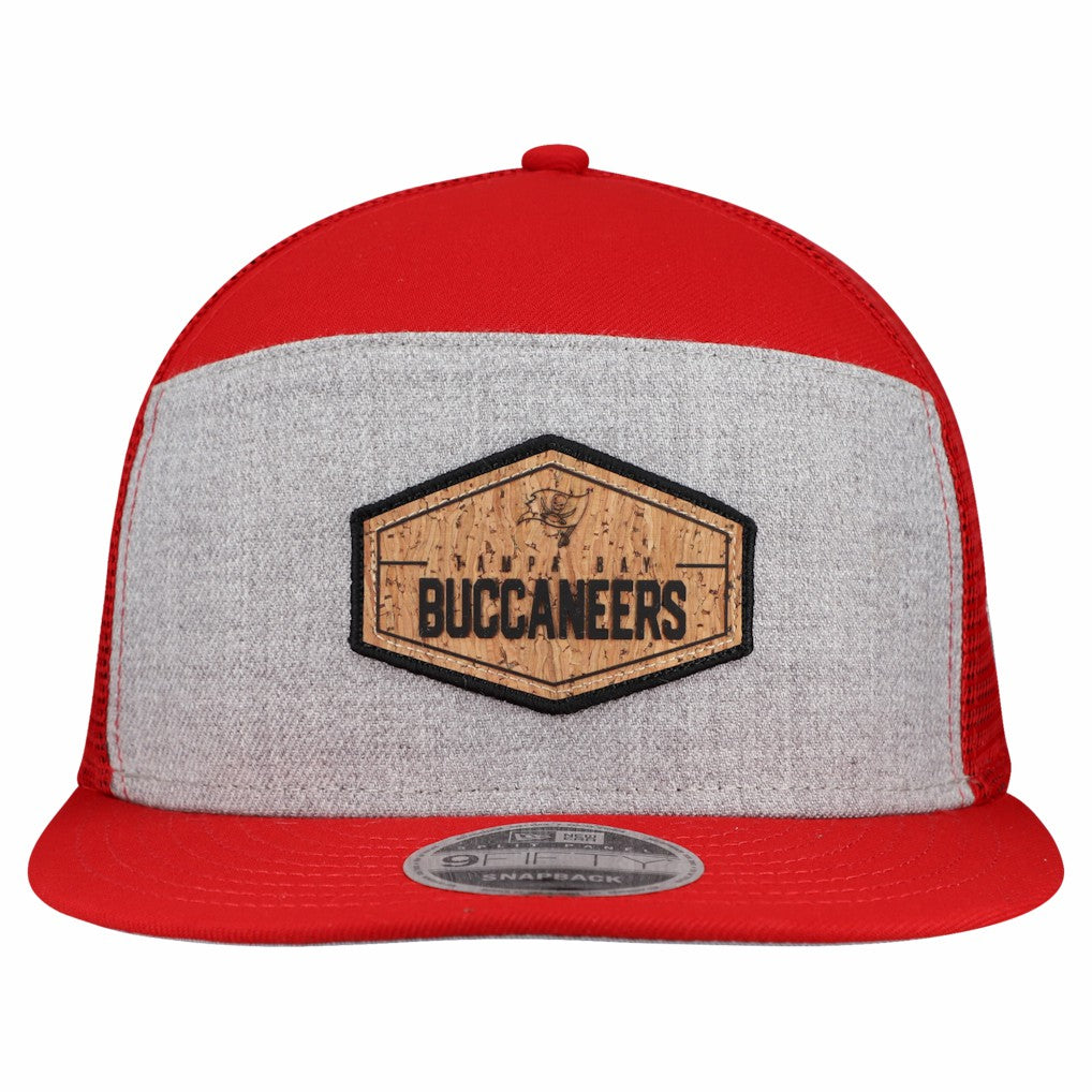 Tampa Bay Buccaneers New Era Cork Split Panel 9FIFTY Trucker Snapback Hat - Gray/Red Hats
