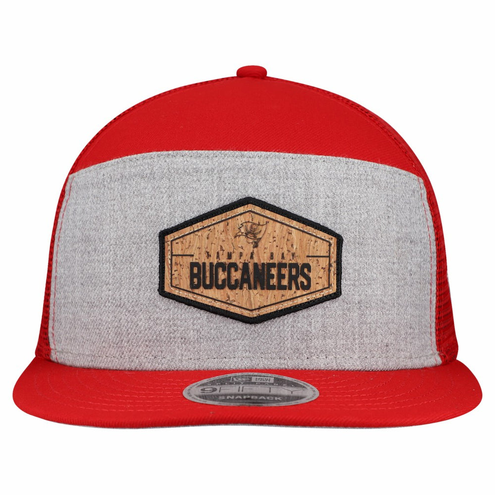 Tampa Bay Buccaneers New Era Cork Split Panel 9FIFTY Trucker Snapback Hat - Gray/Red Hats