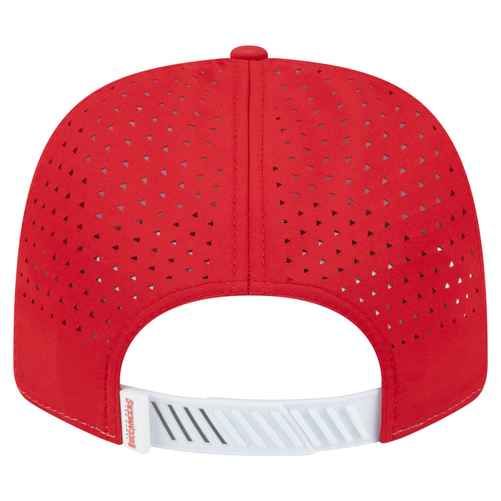 Tampa Bay Buccaneers New Era Established Patch 9SEVENTY Adjustable Hat - White/Red Hats