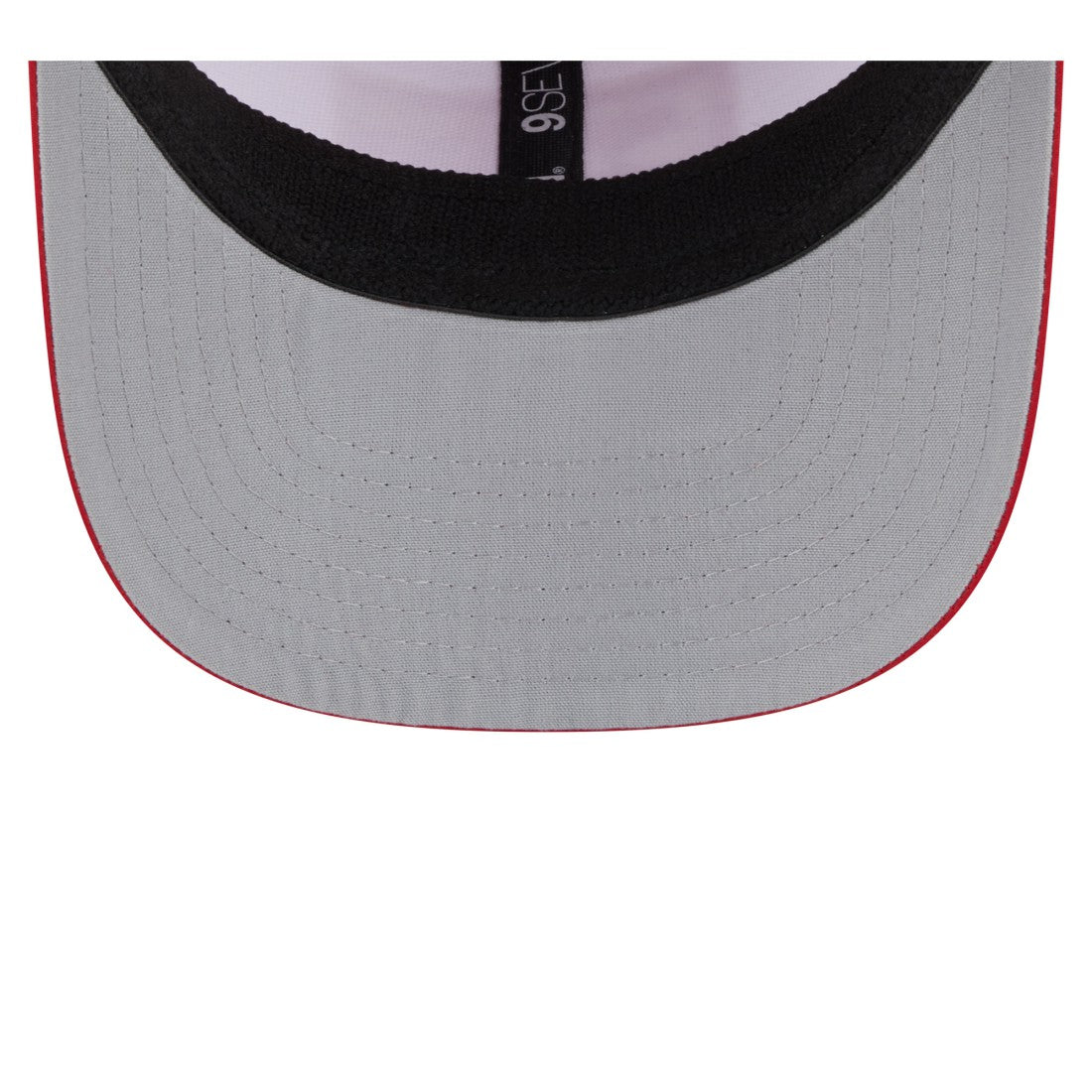 Tampa Bay Buccaneers New Era Established Patch 9SEVENTY Adjustable Hat - White/Red Hats