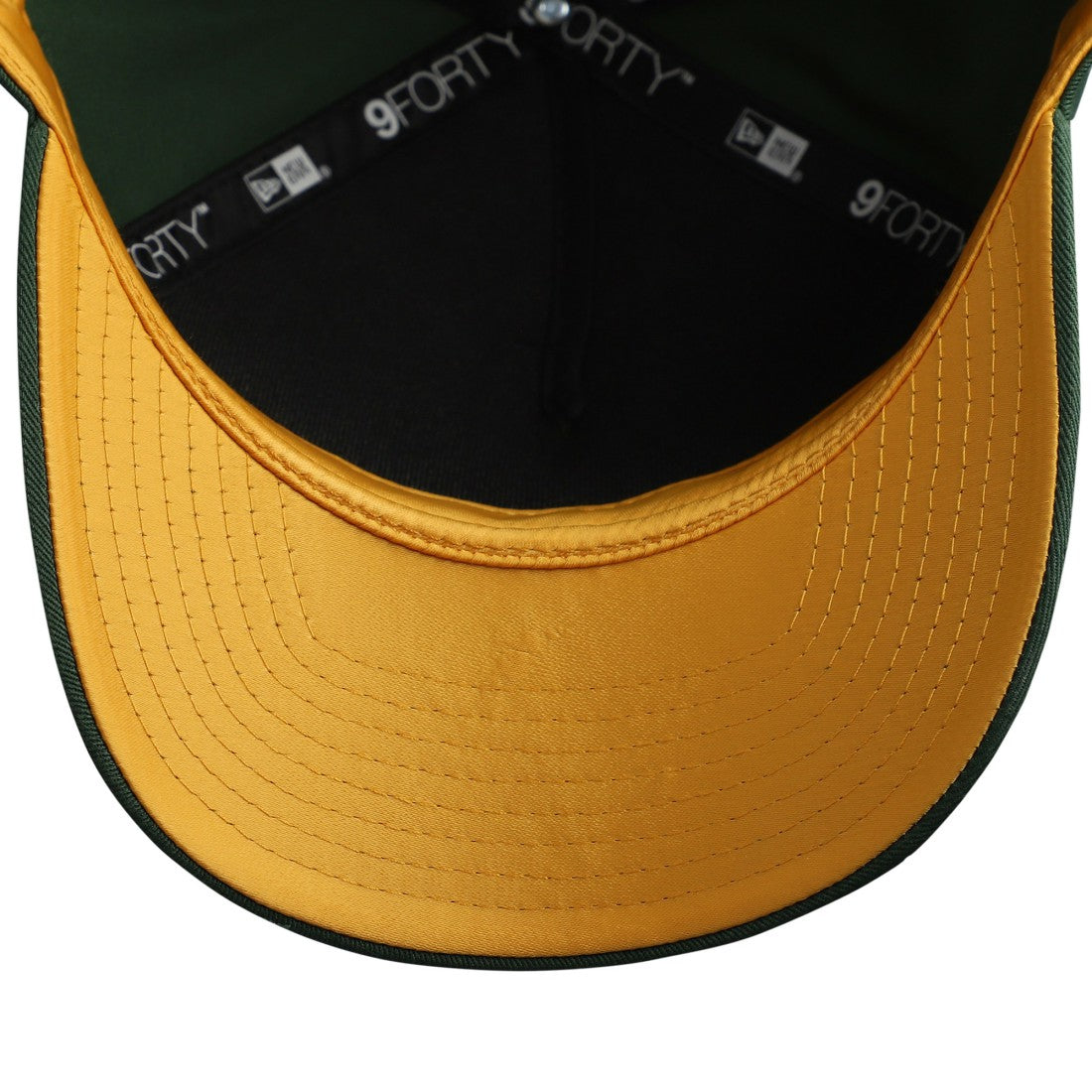 Green Bay Packers New Era Women's Metallic 9FORTY M-Crown A-Frame Adjustable Hat - Green Hats