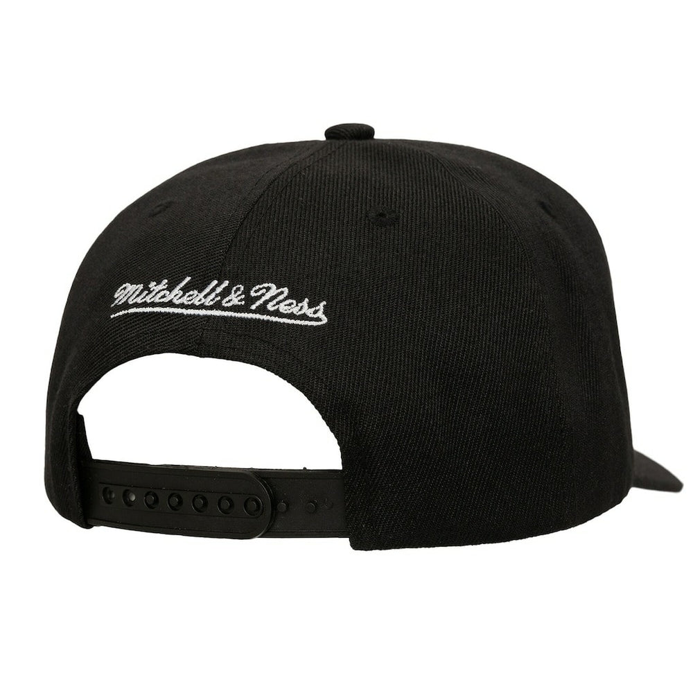 Philadelphia 76ers Tilted Pro Pinch Adjustable Hat Black - Mitchell & Ness