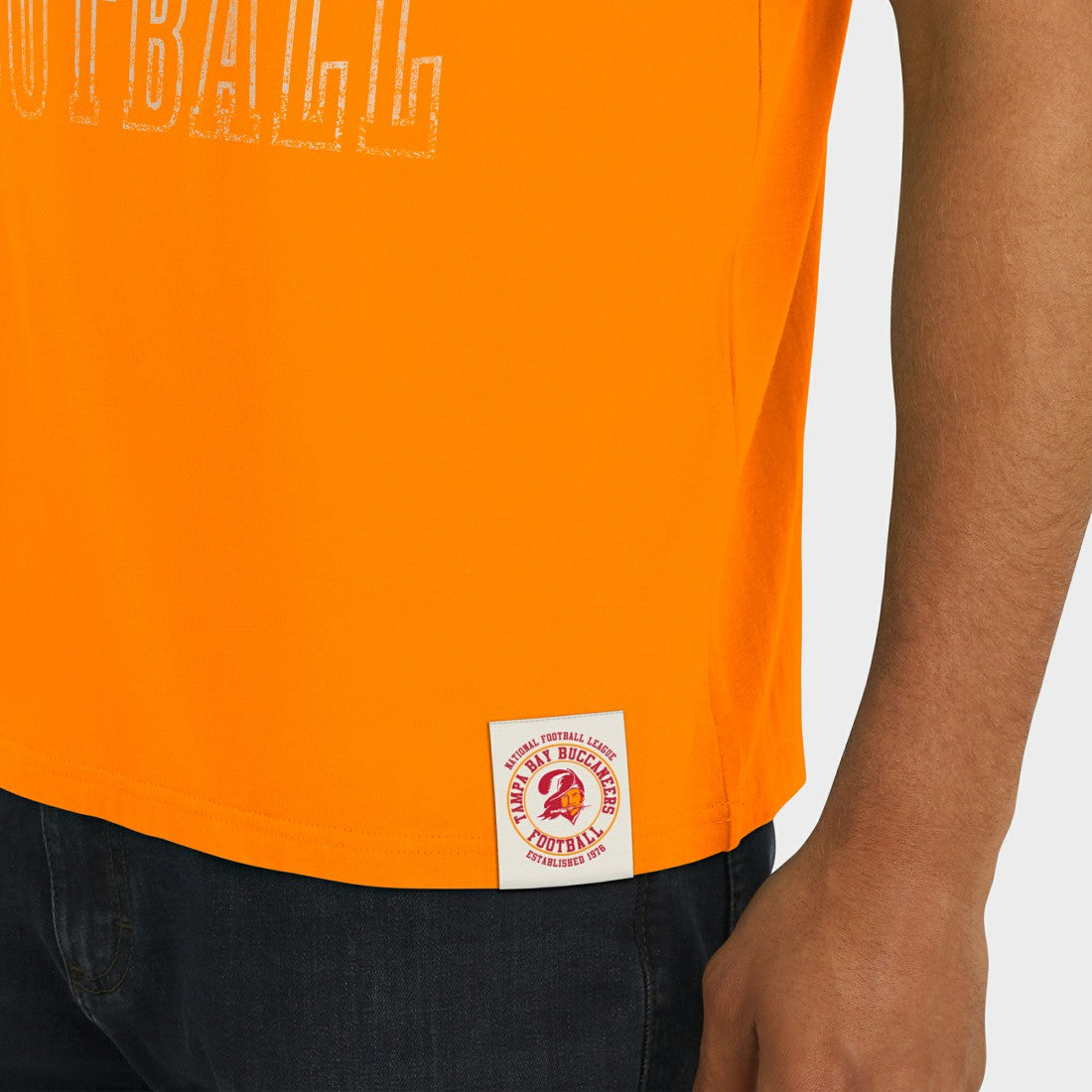 Tampa Bay Buccaneers Darius Rucker Collection Distressed Throwback Shoulder Stripe T-Shirt - Orange T-shirts