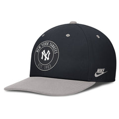 New York Yankees Nike Cooperstown Collection Pro Dri-FIT Snapback Hat - Navy/Gray Hats