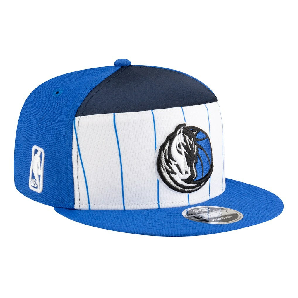 Dallas Mavericks Youth 2025 NBA Tip Off Split Panel 9FIFTY Snapback Hat White/Blue - New Era