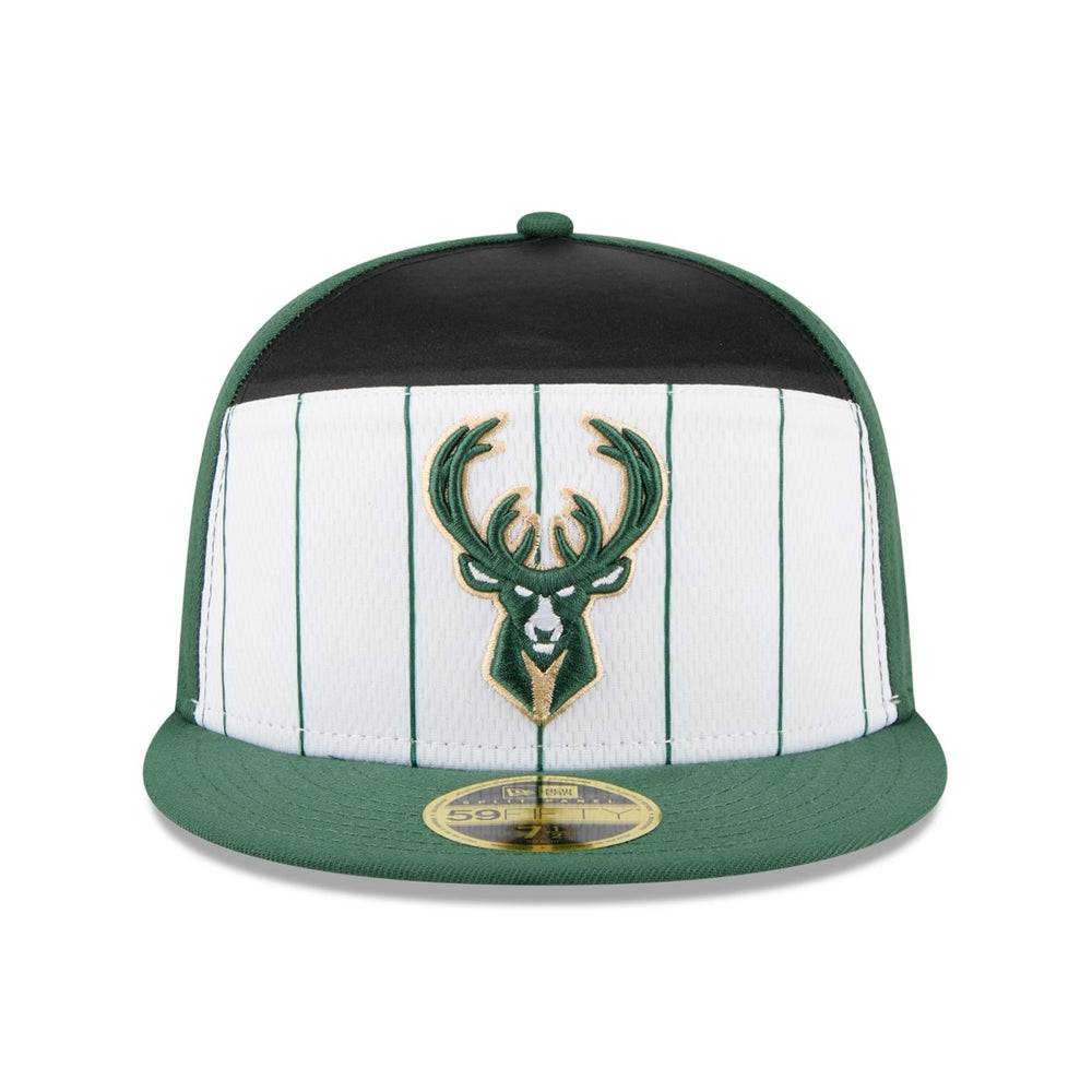 Milwaukee Bucks 2025 NBA Tip Off Split Panel 59FIFTY Fitted Hat White/Hunter Green - New Era