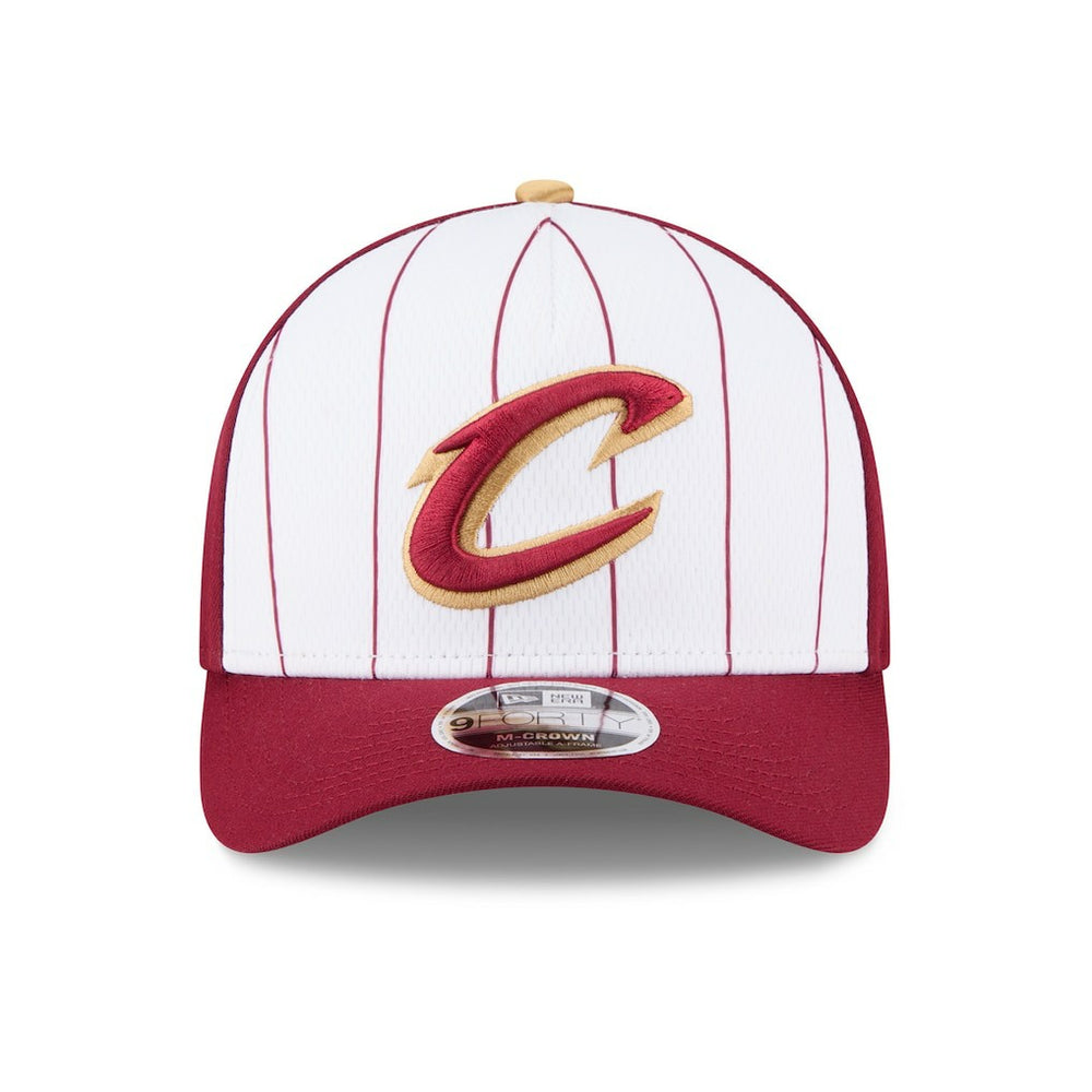 Cleveland Cavaliers 2025 NBA Tip Off M-Crown A-Frame 9FORTY Adjustable Hat White/Wine - New Era