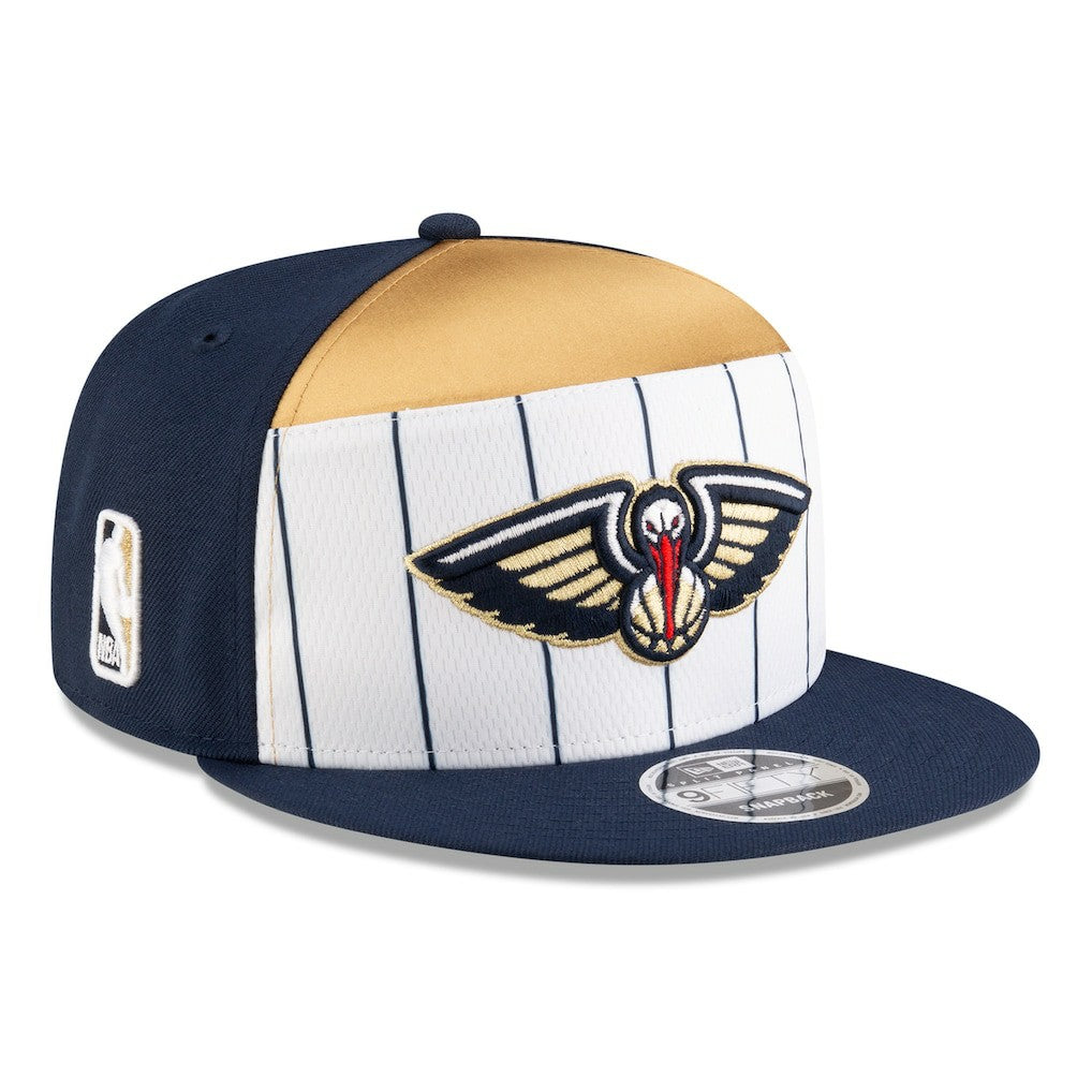 New Orleans Pelicans 2025 NBA Tip Off Split Panel 9FIFTY Snapback Hat White/Navy - New Era