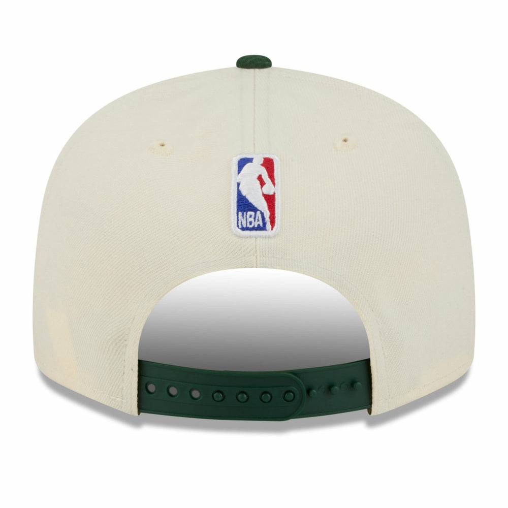 Milwaukee Bucks 2025/26 City Edition 9FIFTY Snapback Hat Tan/Hunter Green - New Era