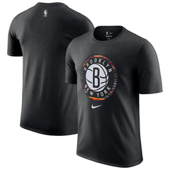 Brooklyn Nets 2025/26 City Edition Remix Essential Logo T-Shirt Black - Nike