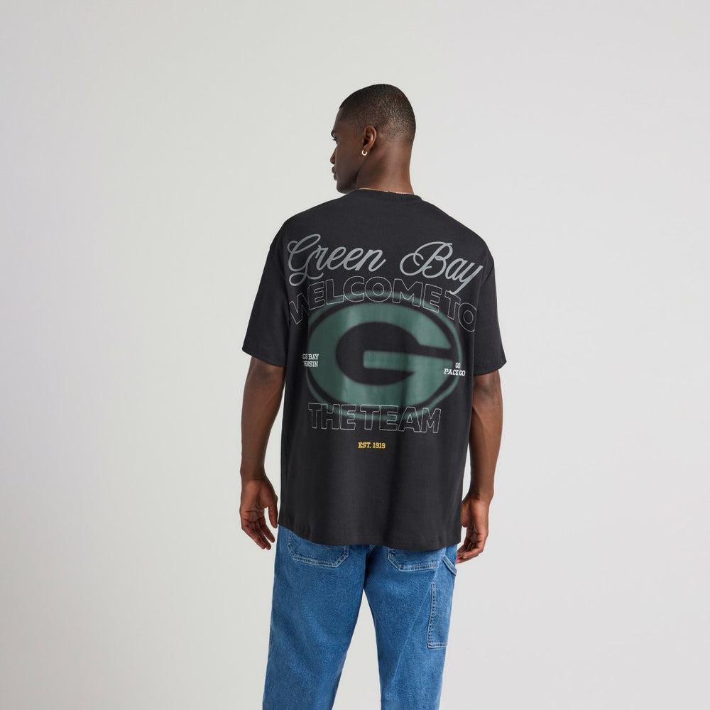 Green Bay Packers Off Season x NFL Unisex Graphic T-Shirt - Black T-shirts