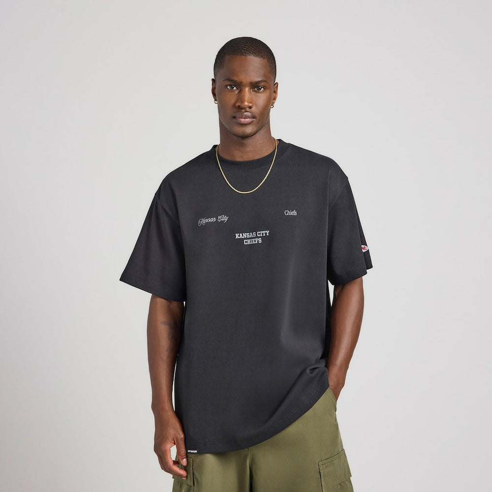 Kansas City Chiefs Off Season x NFL Unisex Graphic T-Shirt - Black T-shirts