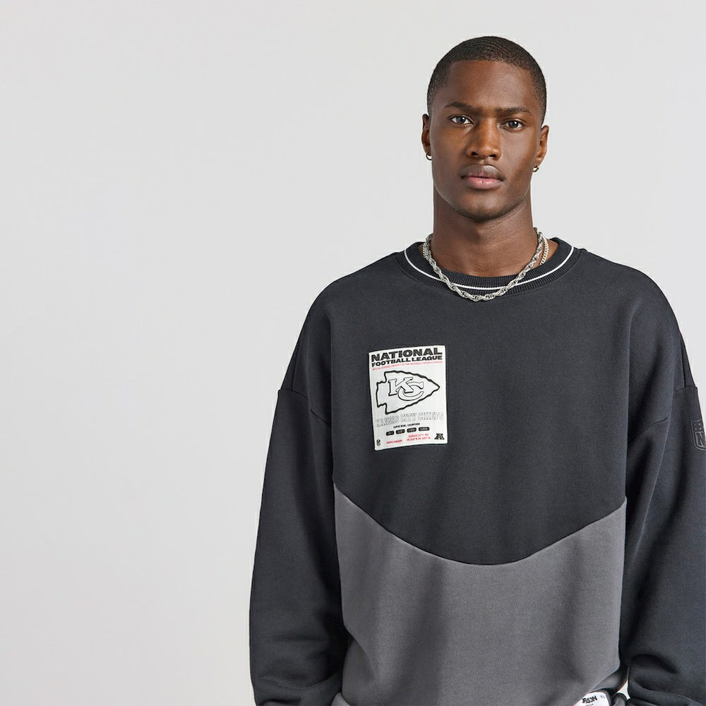 Kansas City Chiefs Off Season x NFL Unisex Fleece Sweatshirt - Black Sweatshirts