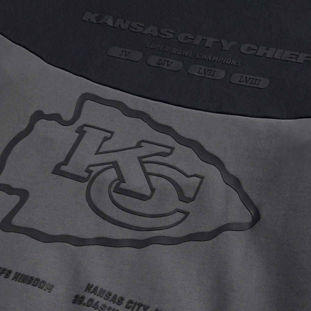 Kansas City Chiefs Off Season x NFL Unisex Fleece Sweatshirt - Black Sweatshirts