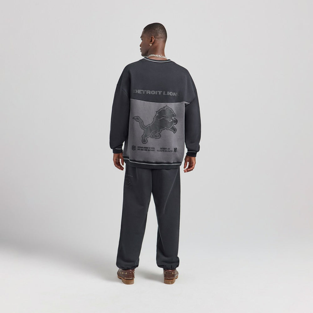 Detroit Lions Off Season x NFL Unisex Fleece Sweatshirt - Black Sweatshirts