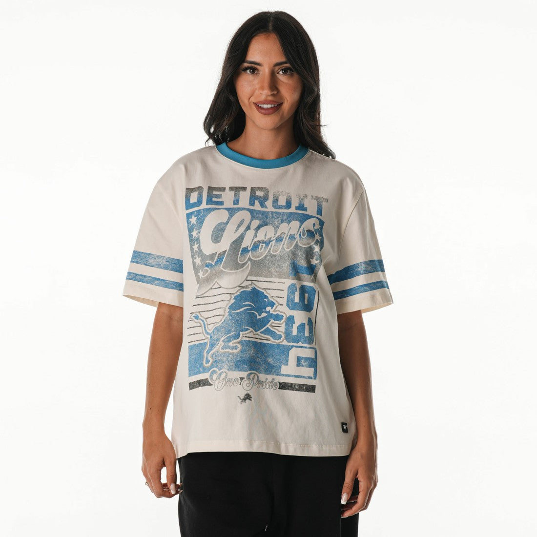 Detroit Lions The Wild Collective Women's Vintage Drop Shoulder Oversized Boyfriend T-Shirt - Cream T-shirts