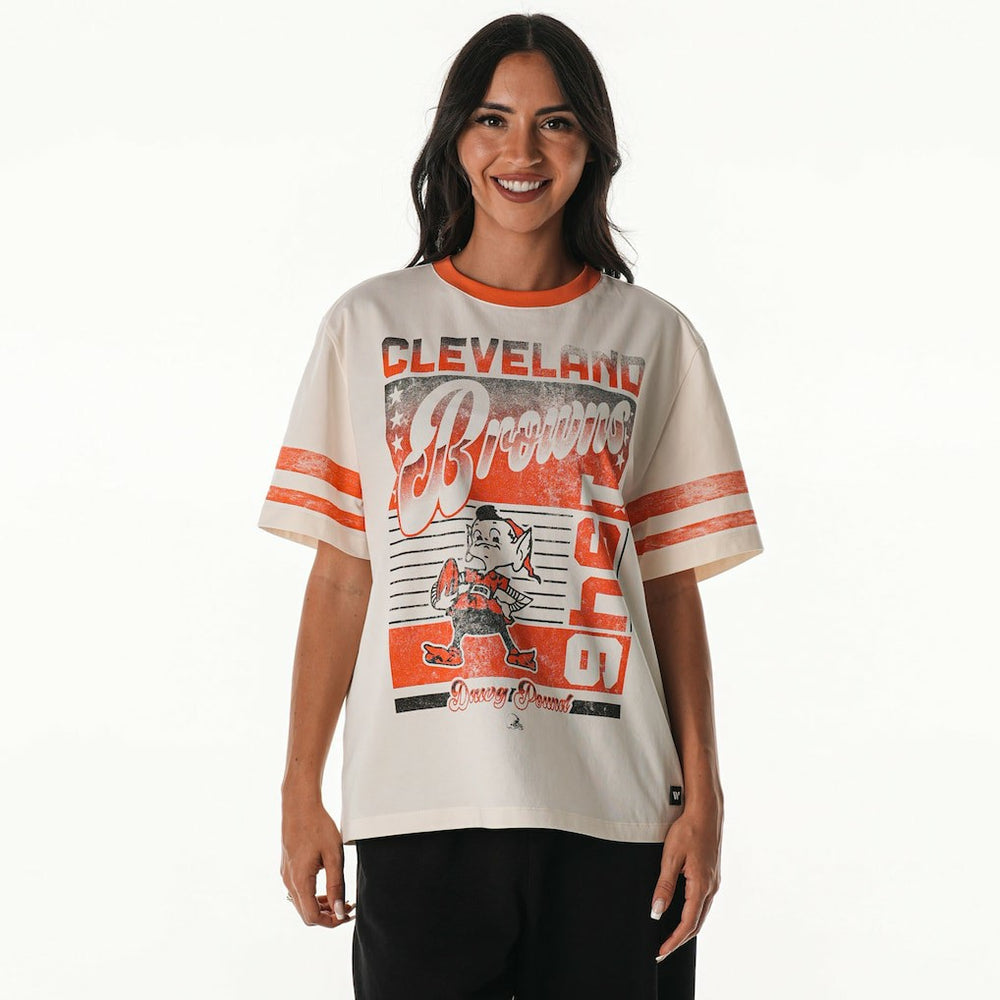 Cleveland Browns The Wild Collective Women's Vintage Drop Shoulder Oversized Boyfriend T-Shirt - Cream T-shirts