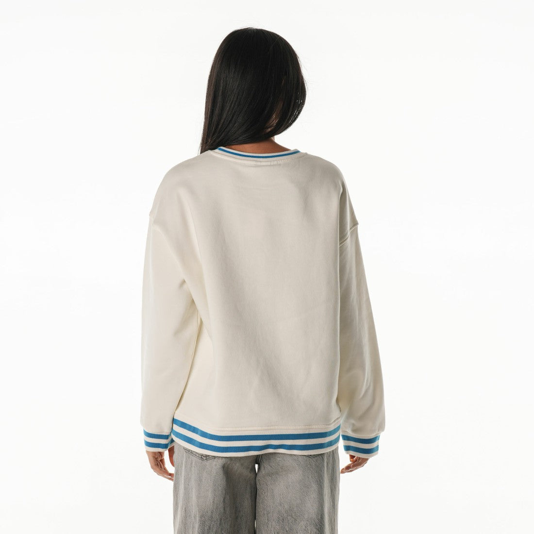 Detroit Lions The Wild Collective Women's Oversized Vintage French Terry Sweatshirt - Cream Sweatshirts