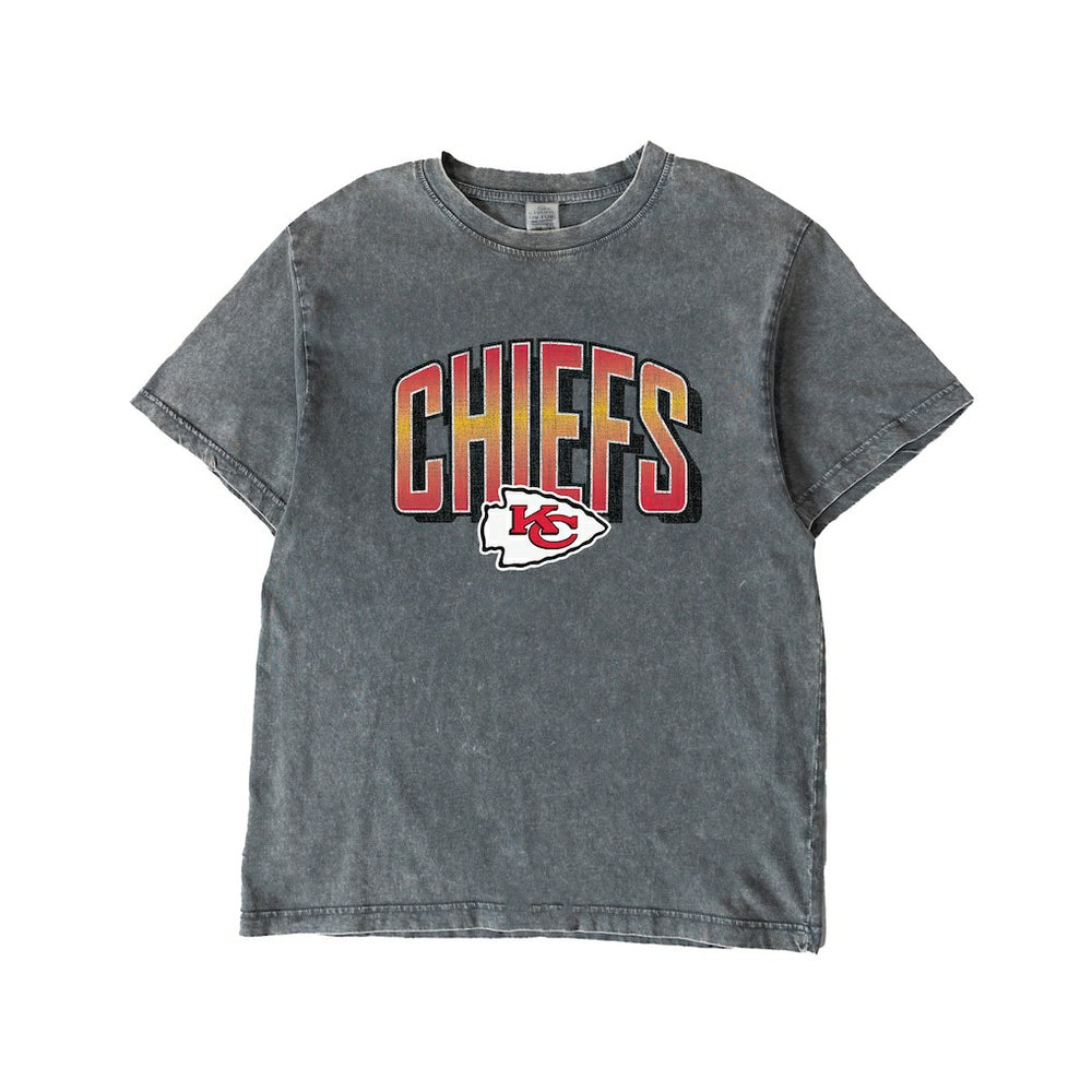 Kansas City Chiefs Gameday Couture Women's Peak Performance Oversized Snow Wash T-Shirt - Gray T-shirts