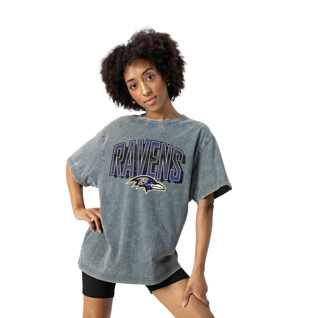 Baltimore Ravens Gameday Couture Women's Peak Performance Oversized Snow Wash T-Shirt - Gray T-shirts