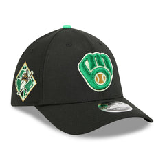 Milwaukee Brewers New Era 2026 St. Patrick's Day 39THIRTY Flex Hat - Black Hats