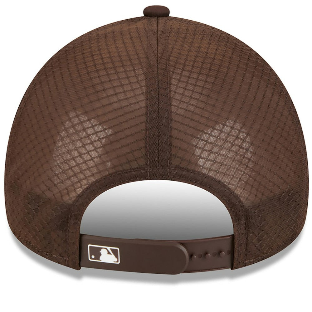 San Diego Padres New Era 2026 Batting Practice Alternate Apex 9FORTY Adjustable Hat - Brown Hats