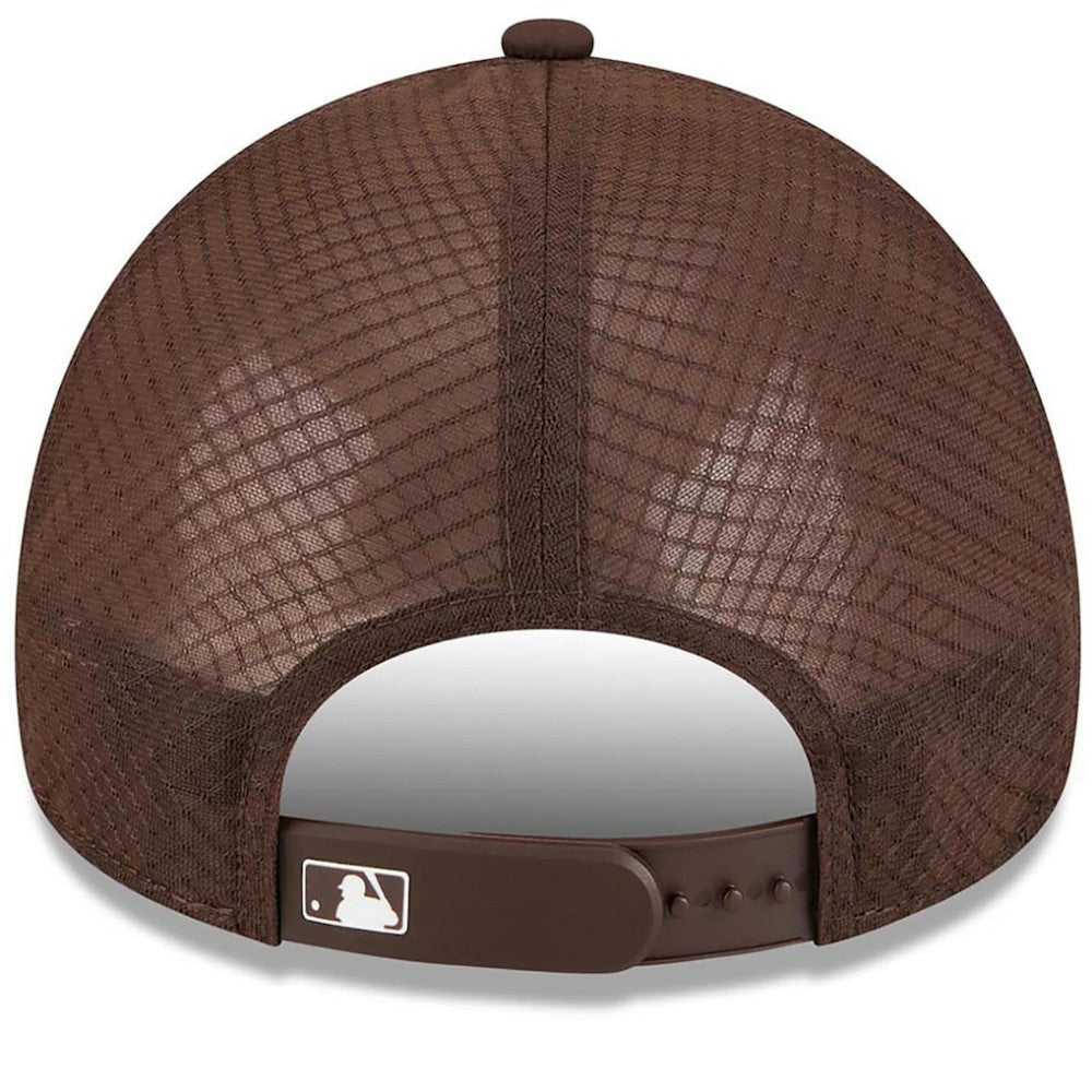 San Diego Padres New Era 2026 Batting Practice Alternate Apex 9FORTY Adjustable Hat - Brown Hats