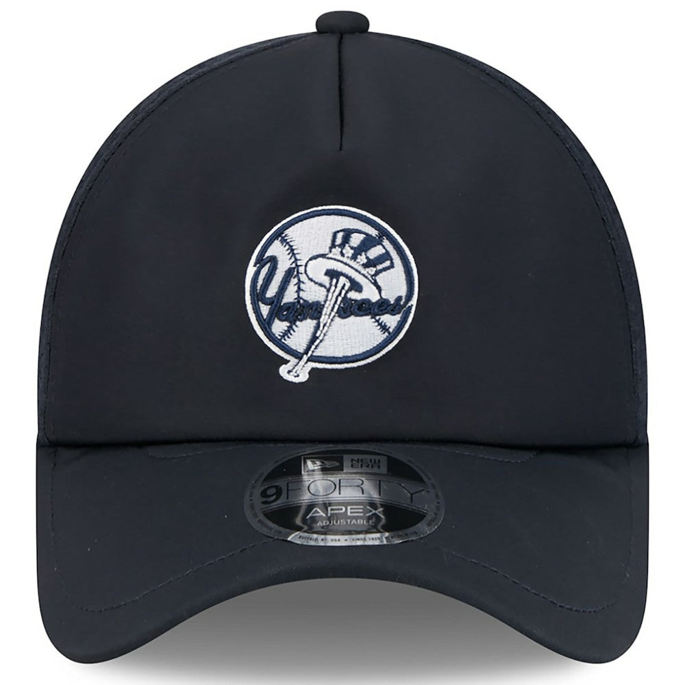 New York Yankees New Era 2026 Batting Practice Alternate Apex 9FORTY Adjustable Hat - Navy Hats