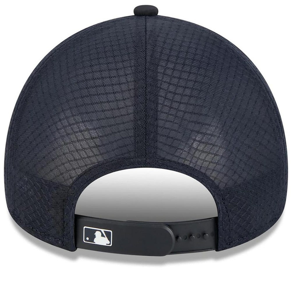 Boston Red Sox New Era 2026 Batting Practice Alternate Apex 9FORTY Adjustable Hat - Navy Hats
