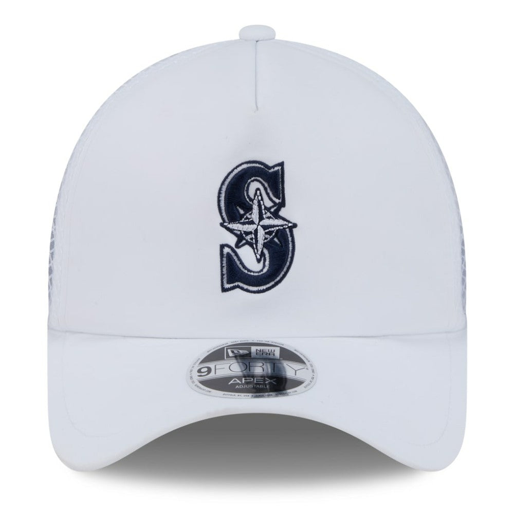 Seattle Mariners New Era 2026 Batting Practice Apex 9FORTY Adjustable Trucker Hat - White Hats