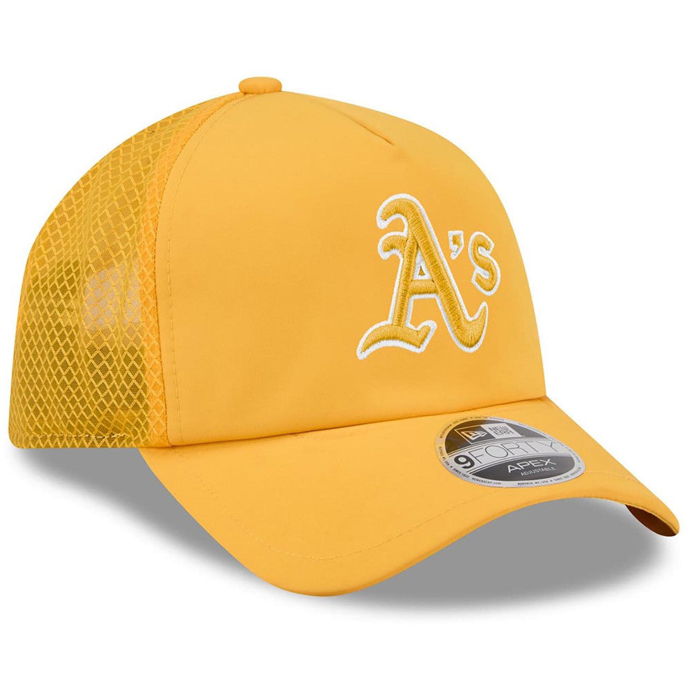 Athletics New Era 2026 Batting Practice Apex 9FORTY Adjustable Trucker Hat - Gold Hats