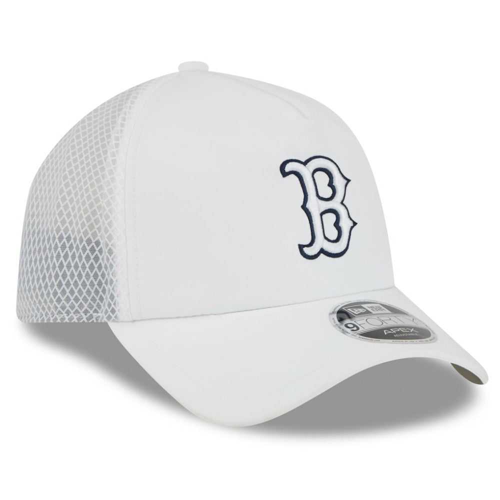 Boston Red Sox New Era 2026 Batting Practice Apex 9FORTY Adjustable Trucker Hat - White Hats