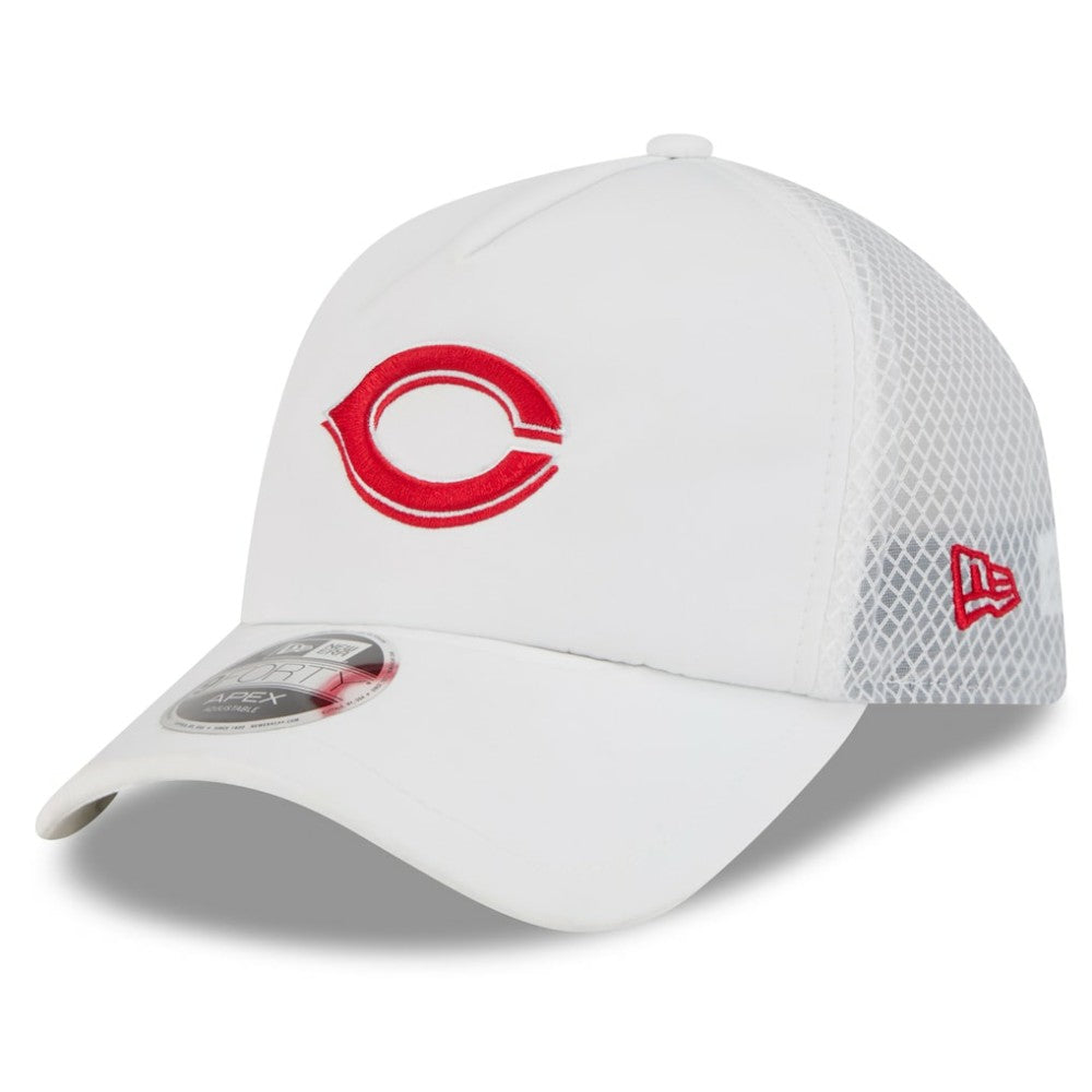 Cincinnati Reds New Era 2026 Batting Practice Apex 9FORTY Adjustable Trucker Hat - White Hats