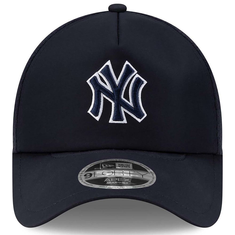 New York Yankees New Era 2026 Batting Practice Apex 9FORTY Adjustable Trucker Hat - Navy Hats