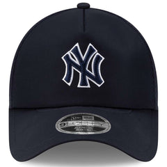 New York Yankees New Era 2026 Batting Practice Apex 9FORTY Adjustable Trucker Hat - Navy Hats