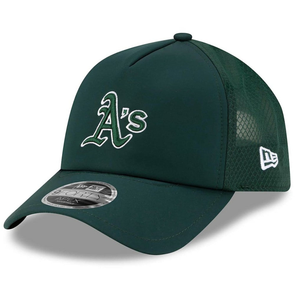 Athletics New Era 2026 Batting Practice Apex 9FORTY Adjustable Trucker Hat - Green Hats