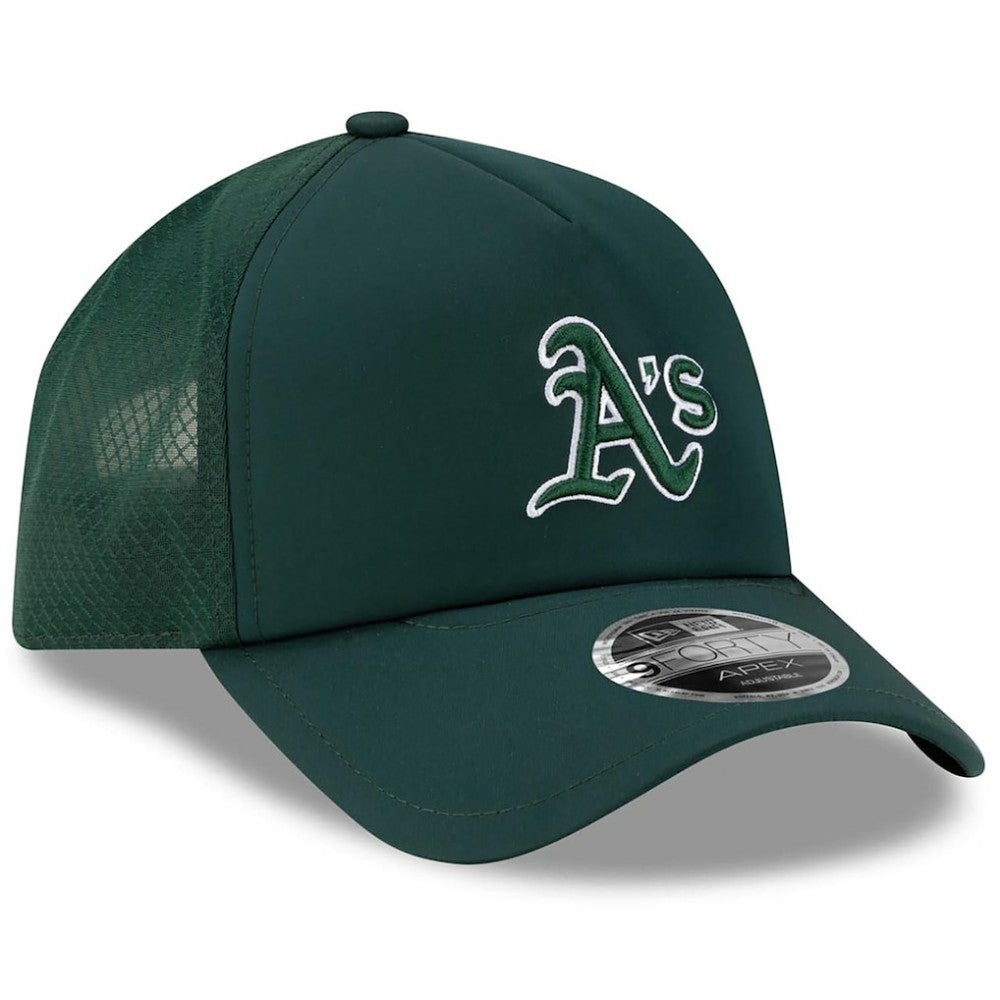 Athletics New Era 2026 Batting Practice Apex 9FORTY Adjustable Trucker Hat - Green Hats