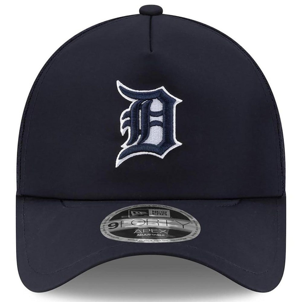 Detroit Tigers New Era 2026 Batting Practice Apex 9FORTY Adjustable Trucker Hat - Navy Hats