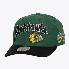 Chicago Blackhawks Mitchell & Ness x Just Don Wave Script Pro Strapback Hat - Green/Black | US 203159323
