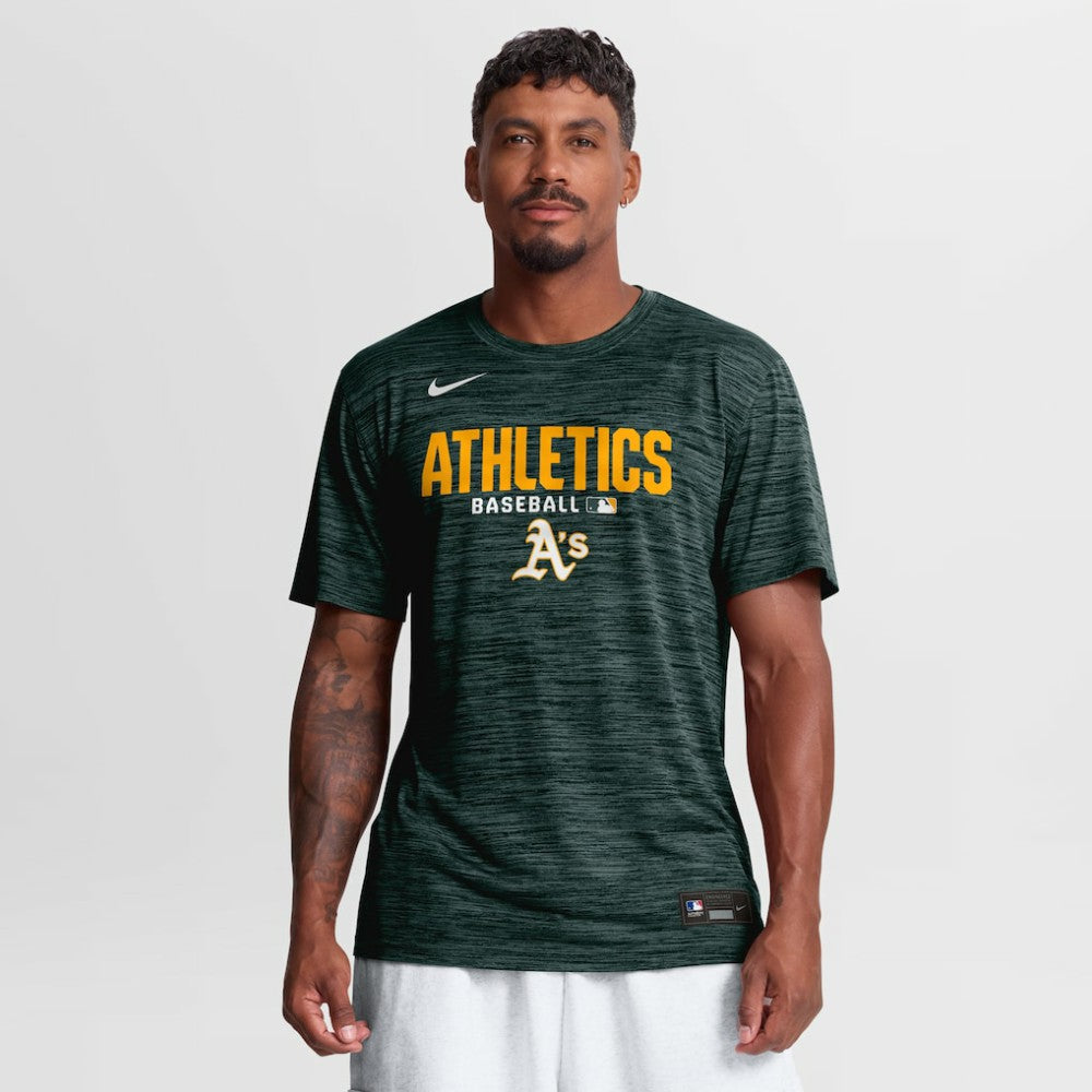 Athletics Nike Authentic Collection Velocity Dri-FIT T-Shirt - Green T-shirts