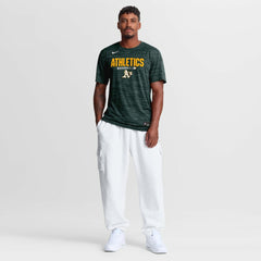Athletics Nike Authentic Collection Velocity Dri-FIT T-Shirt - Green T-shirts
